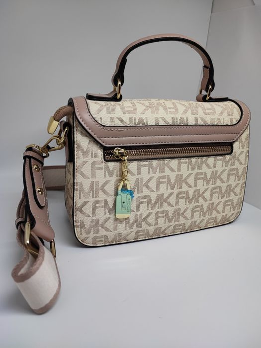 Новая кожаная сумка