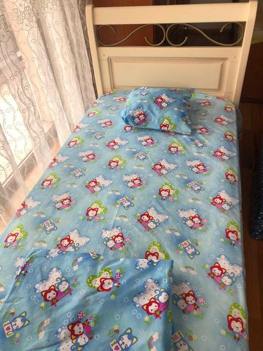 Vand pat MobExpert de o persoana