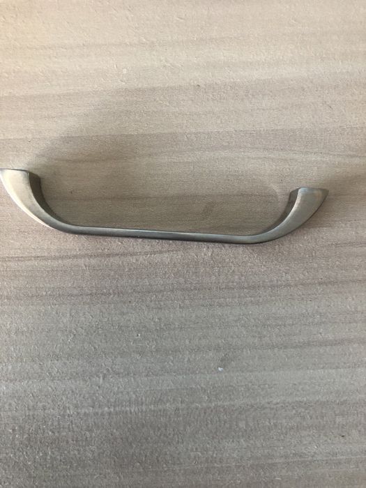 Мебелни дръжки Инокс - 96мм