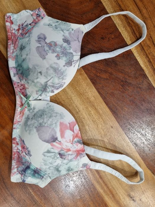 Сутиен 70 В без банели