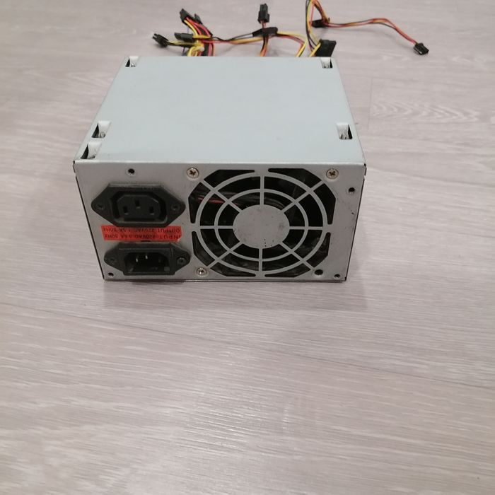 Блок питания для компьютера ATX
