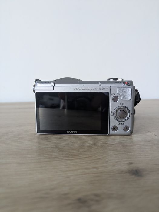 Sony a5000 Фотоапарат - Перфектен за Начинаещи КАТО НОВ! УНИКАЛНИ СНИМКИ