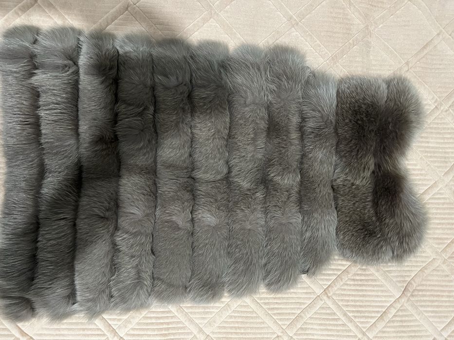 Продам меховую жилетку