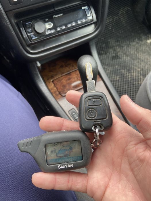 Продам Пежо 406