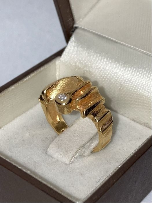 Inel designer aur 14kt.cu diamant