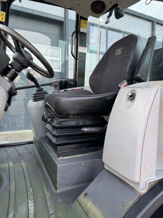 Incarcator frontal Caterpillar 908H