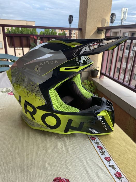 Motocross каска Airoh Xs