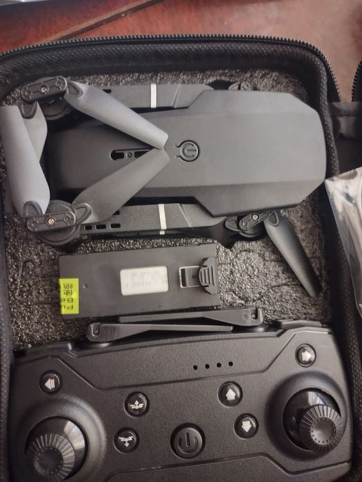 Дрон с камерами, новый