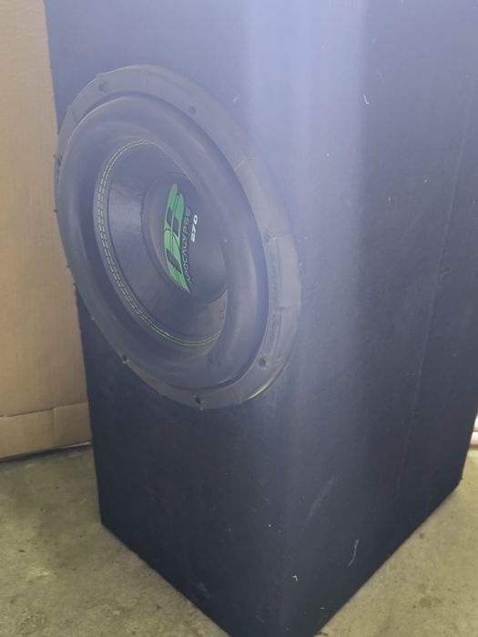 Продам саб и усилитель