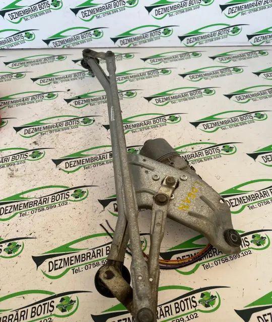 Ansamblu stergatoare parbriz volan pe stanga 82 00 619 512 Dacia Logan