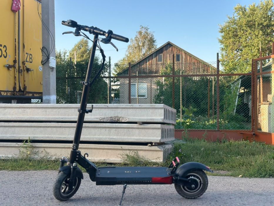 Продам электросамакат