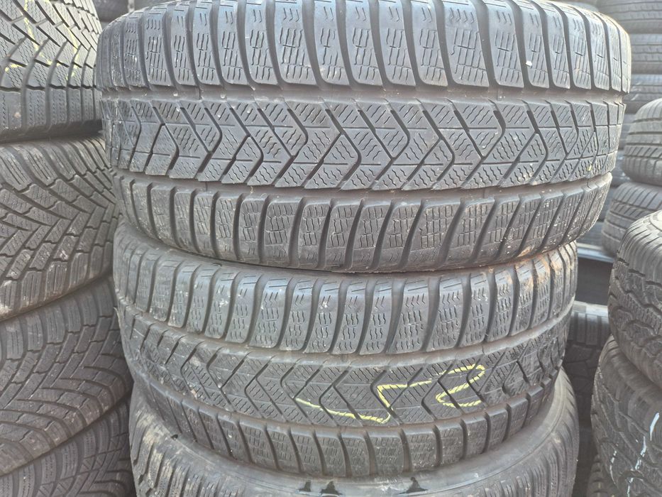 2 Anvelope de IARNA - 245/45/19 - PIRELLI - Stare F BUNA DOT 2023
