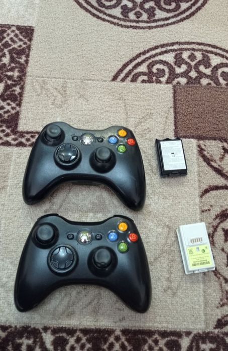 Продается хbox360. Диски с играми 80шт.