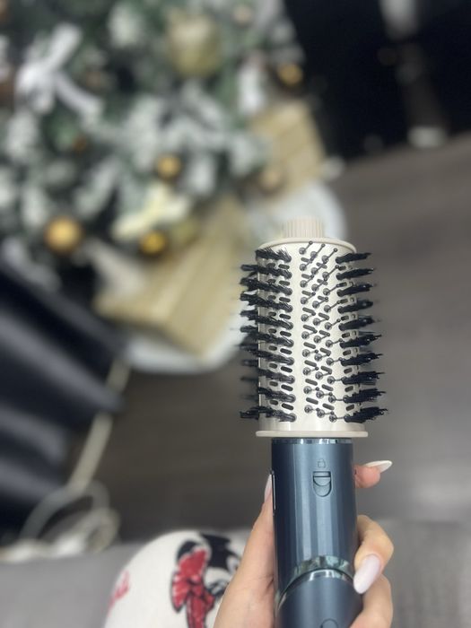 Shark flexStyle   овална четка