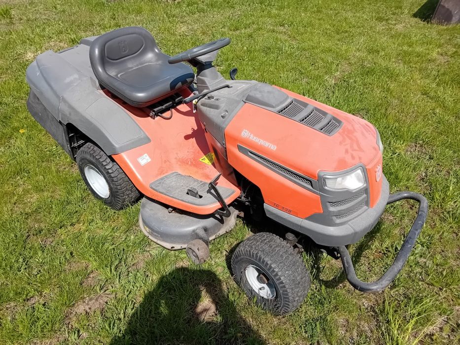 Tractoras tuns gazon iarba Husqwarna 16CP 500cc