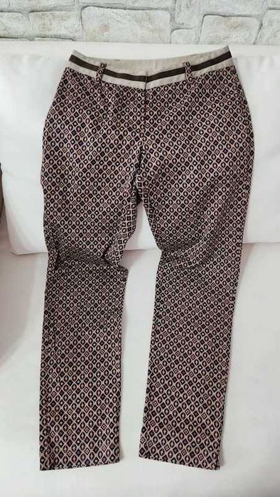 Pantaloni Maddison,marimea 36,97%bbc,stare f buna