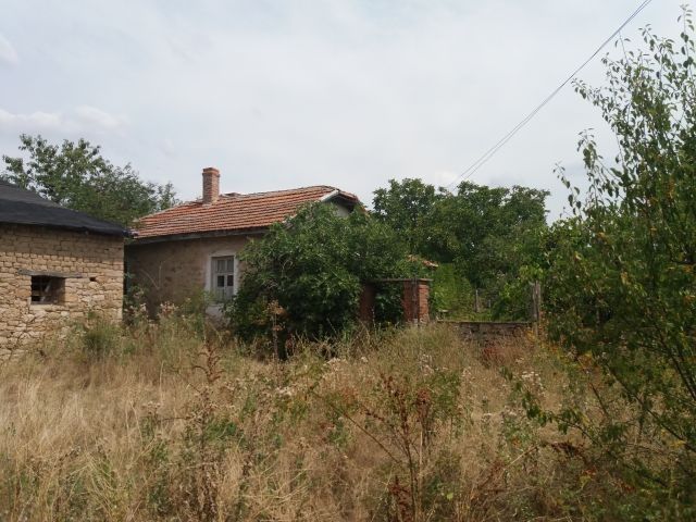 Продава се Къща в с. Черепово, Област Хасково - 100 кв.м за 100 €/кв.м - Снимка #3