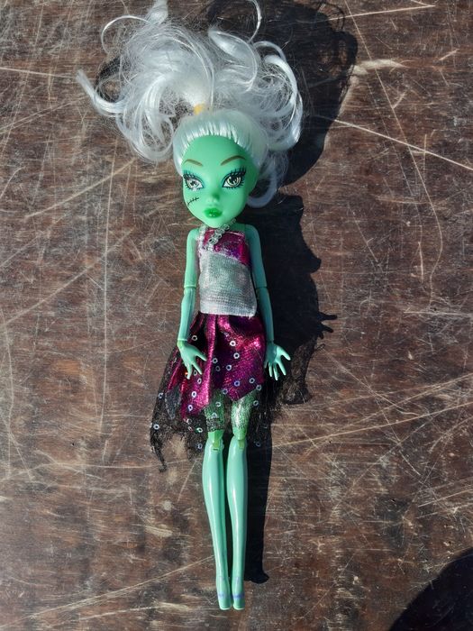 Продам куклы монстер хай