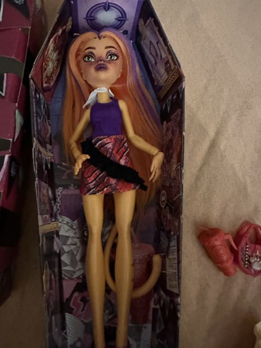 Куклы монстр хай!