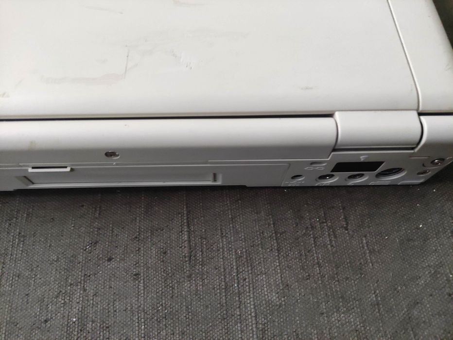 Продавам ретро лаптоп Compaq LTE 5000