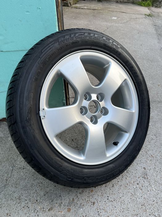 Резервна джанта с гума Голф 4 5x100 16