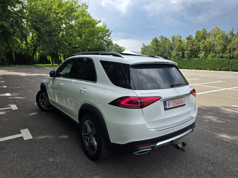 Mercedes GLE 350de 4Matic/Trapa panoramica/Distronic/Lane assist/unghi mort/Moduri de condus