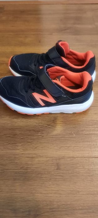 Adidași New Balance