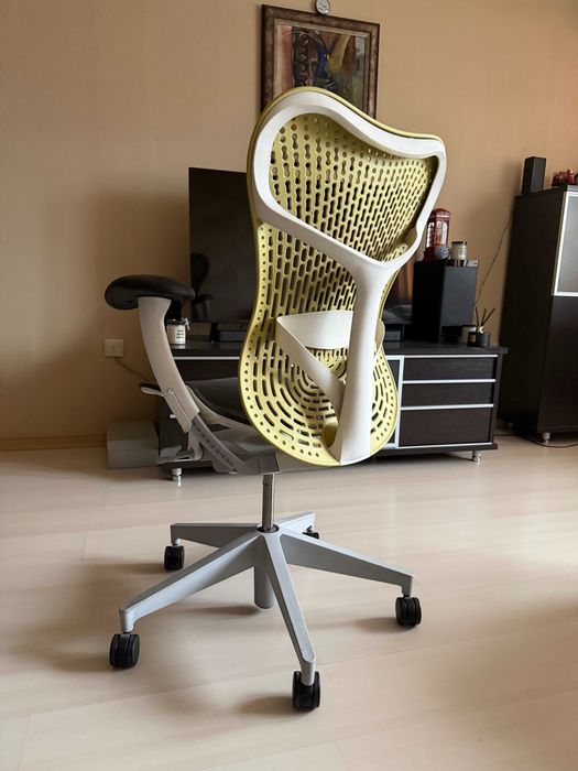Herman Miller Mirra Office Chair Lime Green офис стол