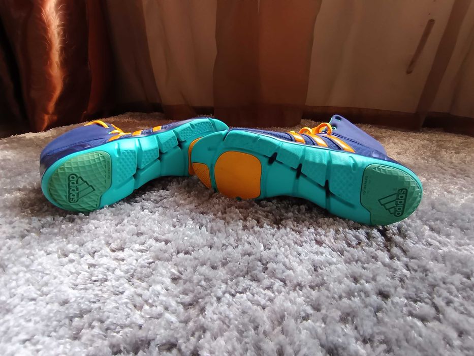 Кецове Adidas,номер 38.5-39