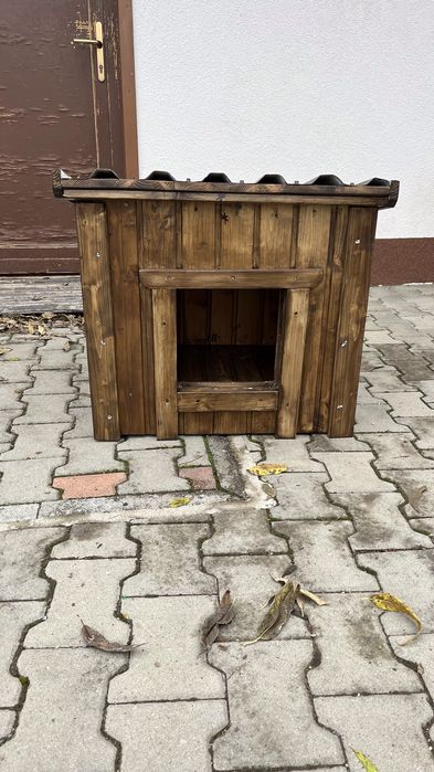 Cusca caini cu izolatie +incalzire