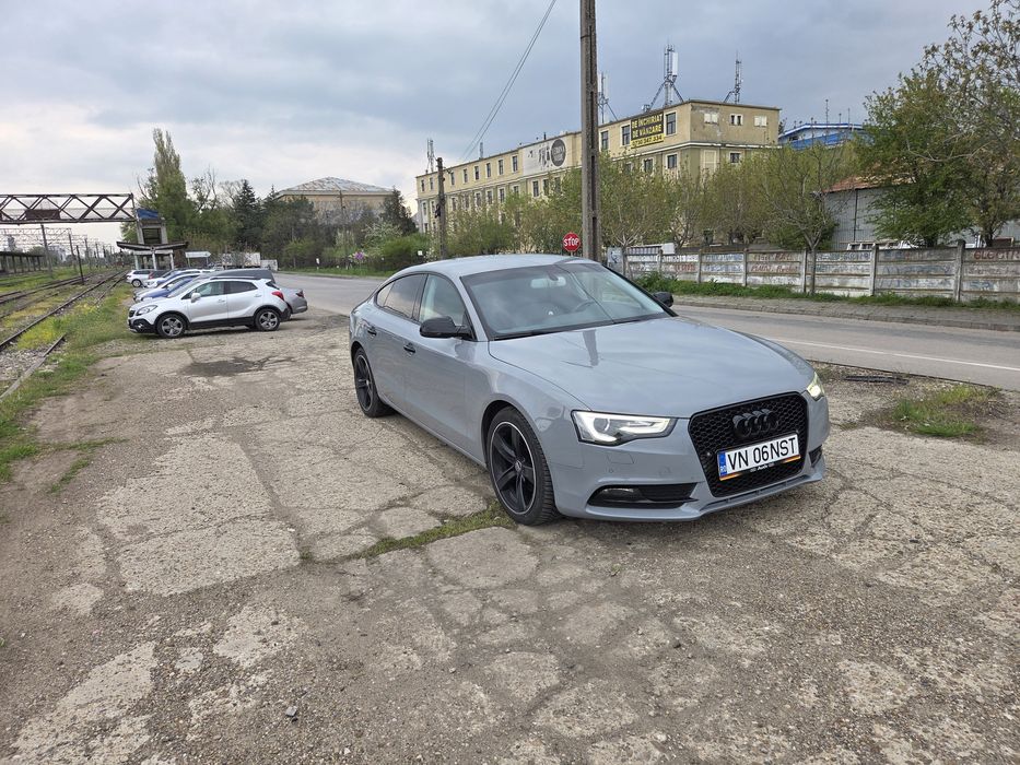 Vand Audi A 5 . 2015 euro 6