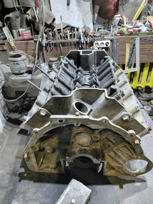 Двигатель ГАЗ 53,в разборе