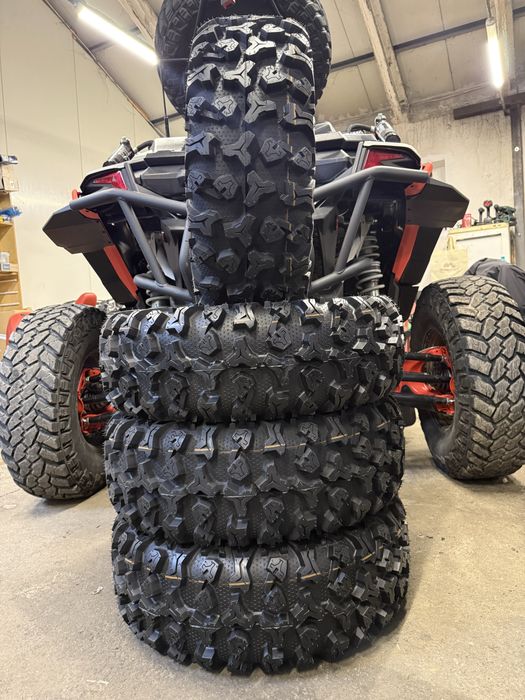 Гуми за УТВ В3036 29/9/14 и 29/11/14