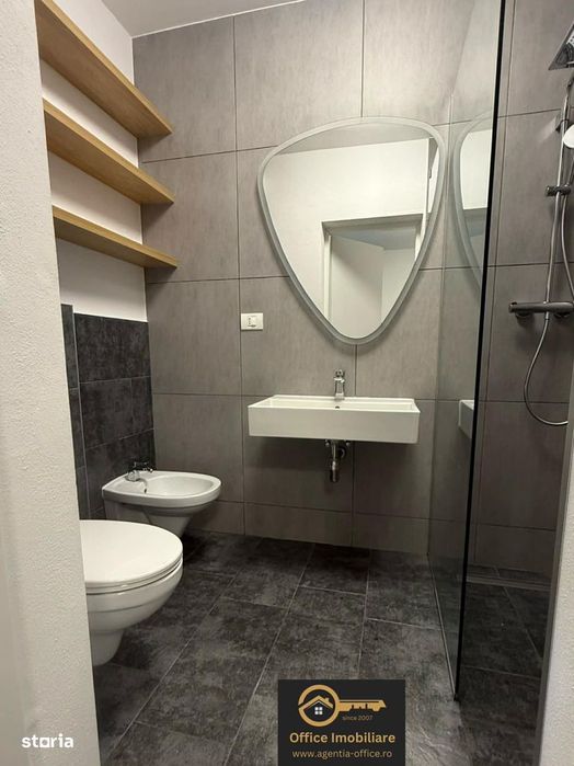 Bloc Nou Atletilor apartament 3 camere finisat