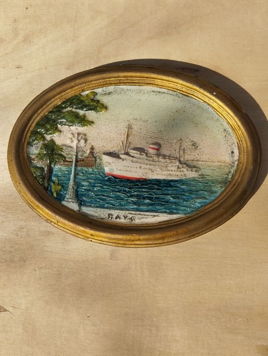 декоративное настенное панно (плакетка) с объемным изображением