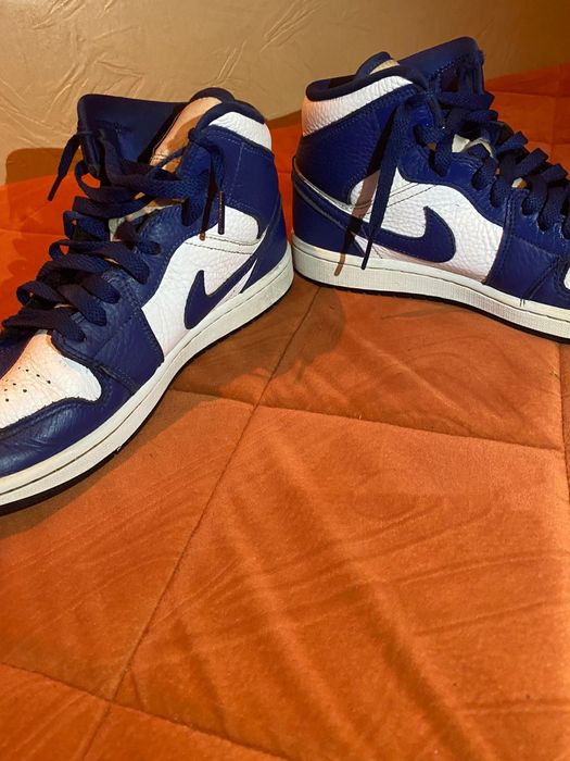 Jordan 1 Mid Split "Black/French Blue/White"