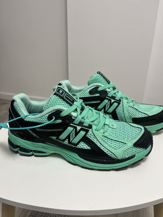 New Balance 1906 R