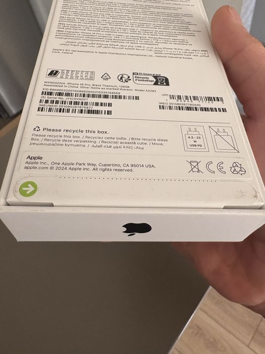 Iphone 16 pro 128 GB Чисто нов