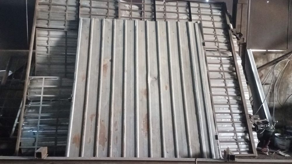 Железные ворот 3 шт