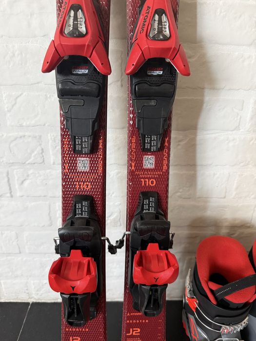 Детски ски ATOMIC J2 и детски ски обувки Nordica и щеки Leki