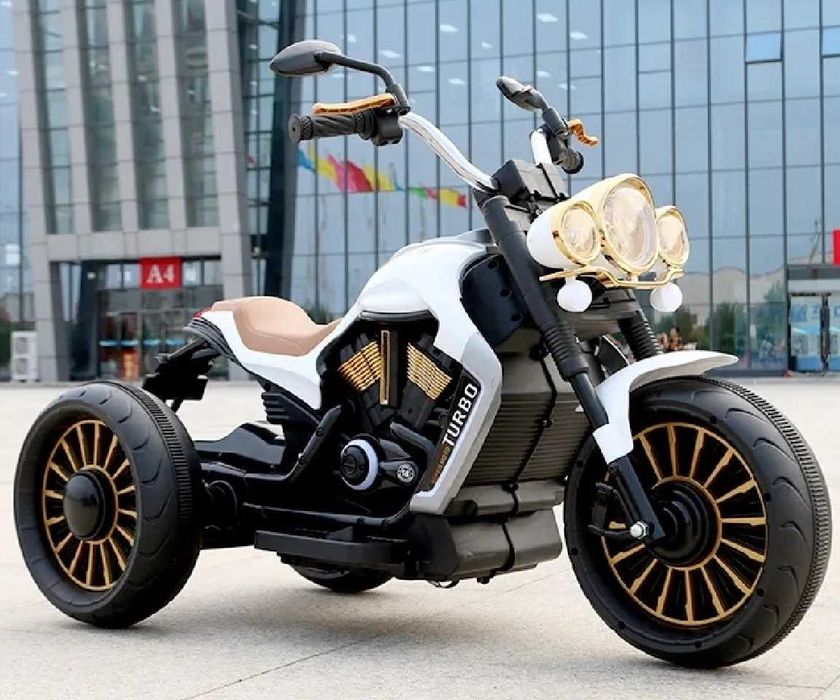 Акумулаторен MOTOR ТУРБО 12V батерия,MP3 плейър,с меки гуми