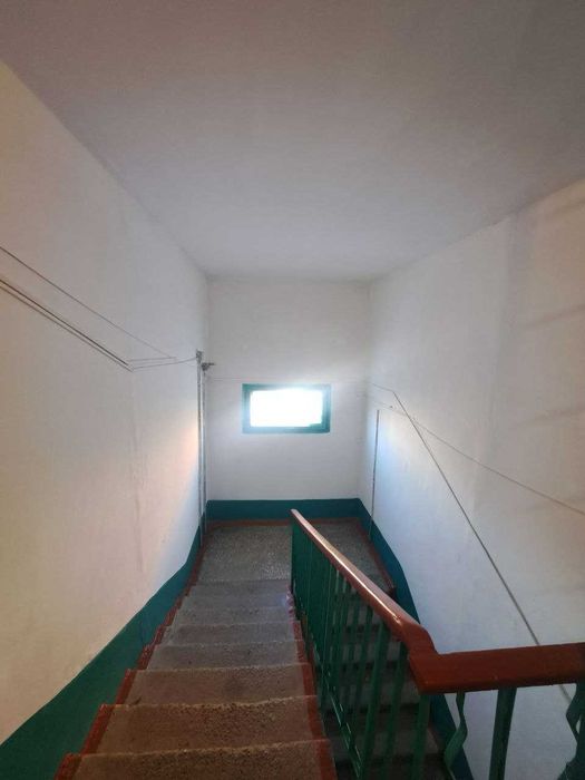 Продается трехкомнатная квартира