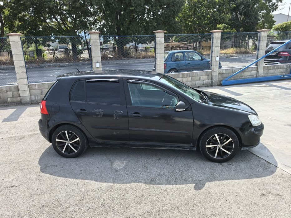 Продава се Volkswagen Golf V – 2006 година, 1.9 TDI (105 к.с.)