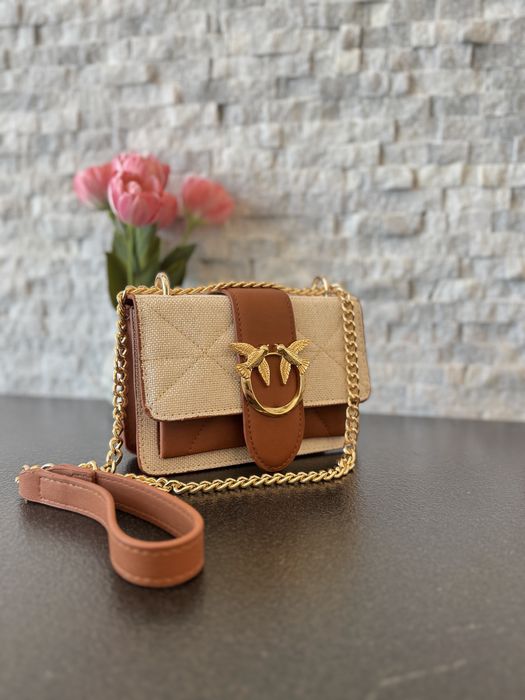 Pinko чанти уникален модел