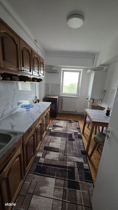 Apartament cu 3 camere, 63 mp., zona Centrala, Turda — fotografia 1