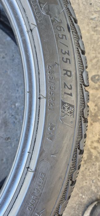 4 anvelope iarna noi Michelin,fata 265/35/21,spate 305/30/21,dot 2022.Pretul este pe bucata.