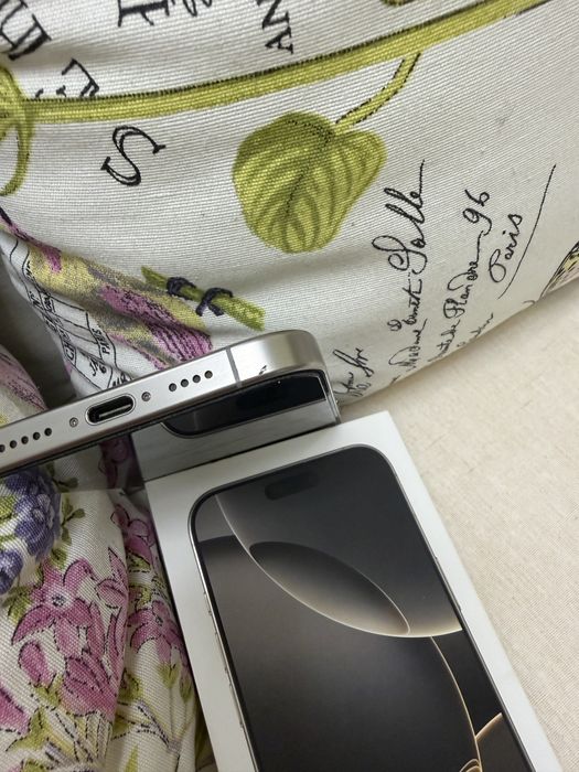 Iphone 16 Pro Max 256GB Natural Titanium
