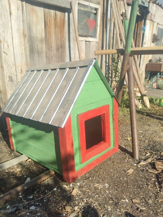 Будка для собак.