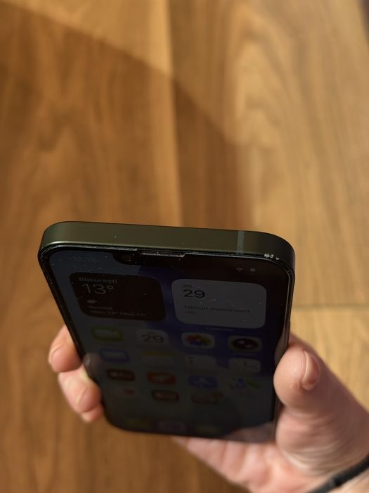 iPhone 13 128 GB – funcționează perfect
