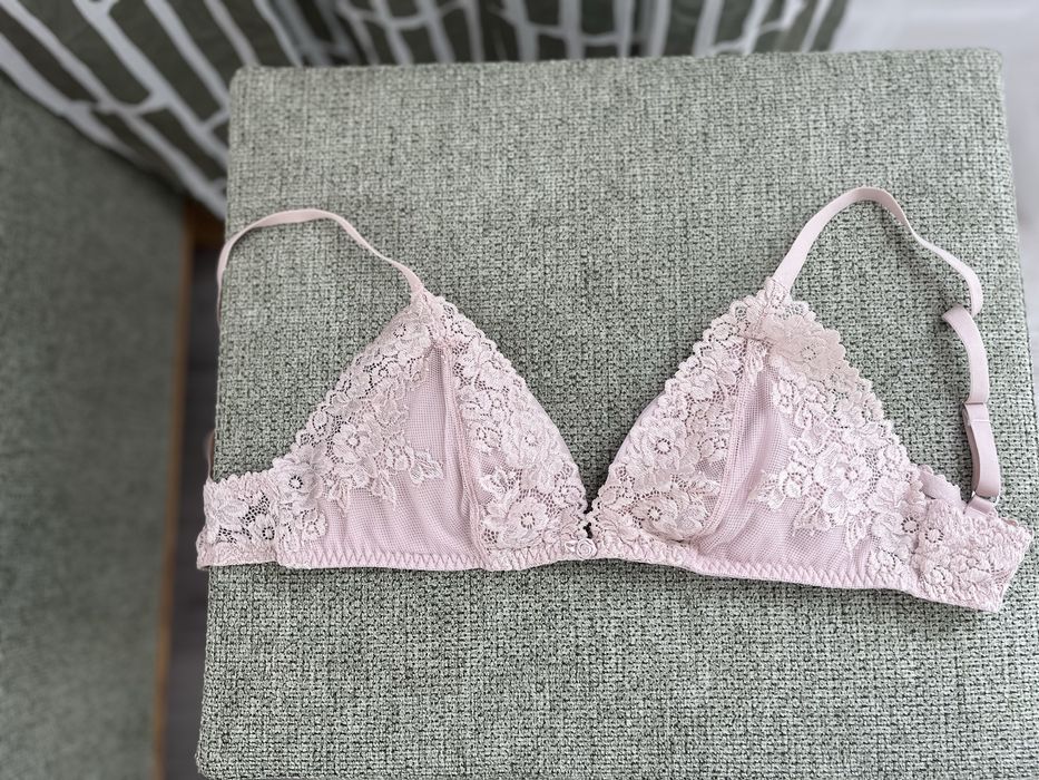 Дамски сутиени от НМ